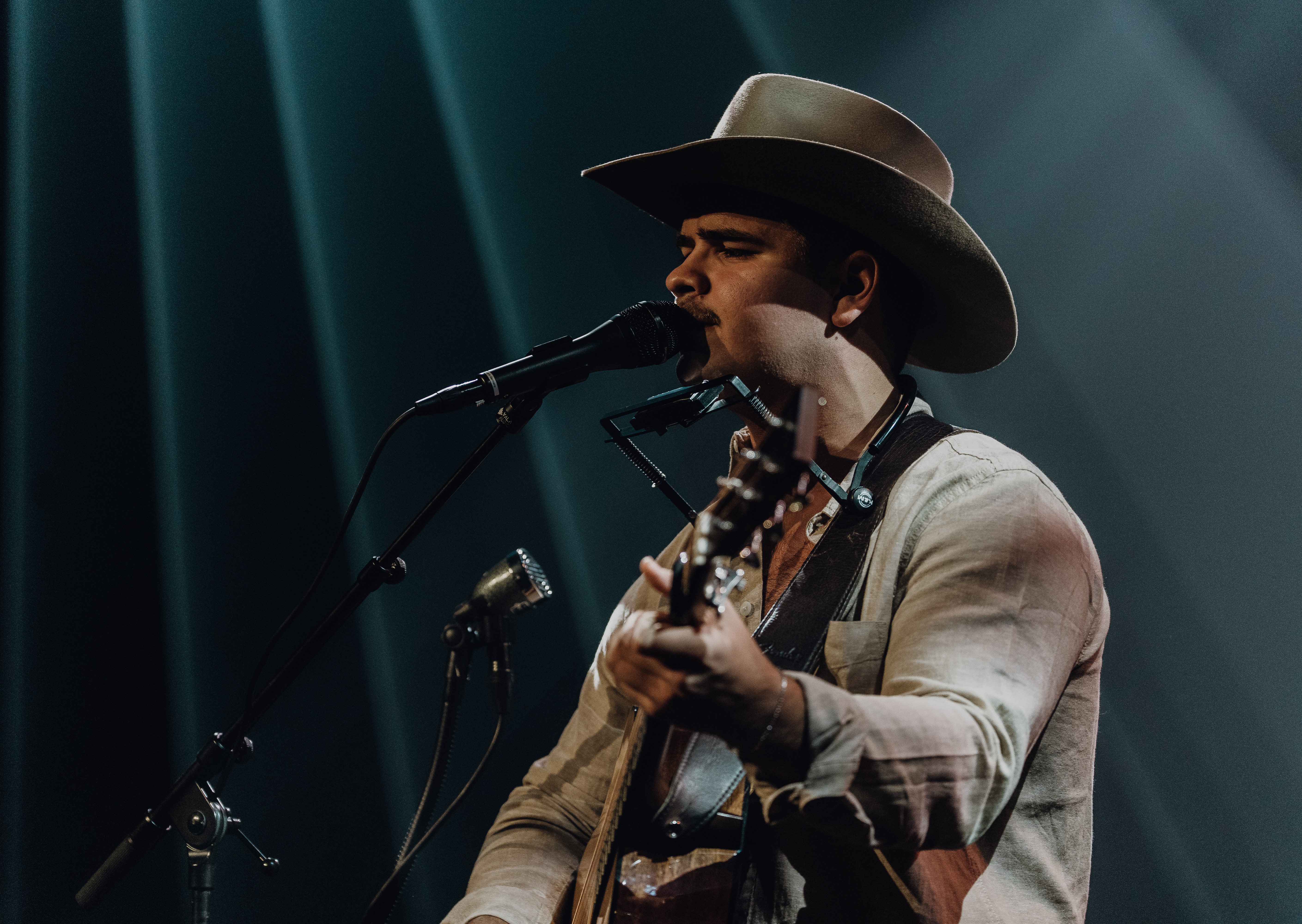 Konsertfoto med artist